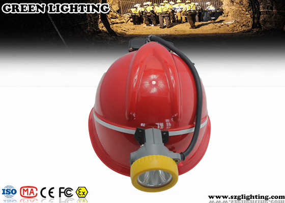 5.6Ah 8000lux 156Lum ATEX aprobó luces del casquillo de la explotación minera IP68 con tres cargadores