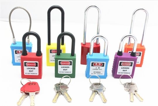 Candados de acero del cierre de la seguridad de 76 milímetros con resistencia a la corrosión plástica del cuerpo de la cerradura