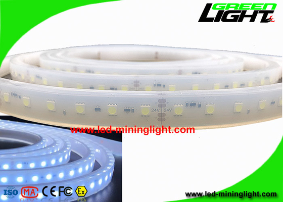El metro industrial blanco fresco del alto brillo llevó voltio 300 LED de las luces de tira 24 garantía de 1 año