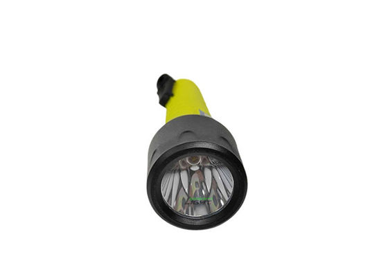 Linterna LED magnética de nailon impermeable IP68, material de nailon, CREE LED, 6.8Ah