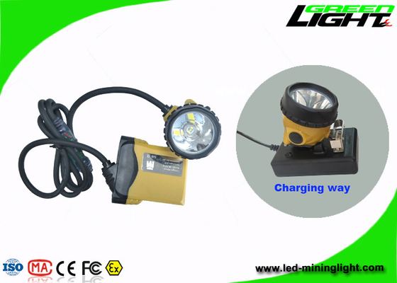 capacidad ligera de la luz larga 10.4Ah de la explotación minera de 25000lux LED con la luz que destella del cable