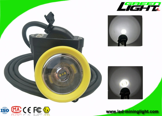 luz llevada recargable 7.8Ah Li - Ion Battery IP68 450mA del casco de 216lum 10000lux