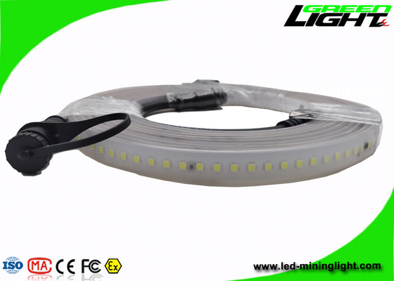 La protuberancia del silicio llevó a Flex Strip Rope Light All en un moldeado para la minería