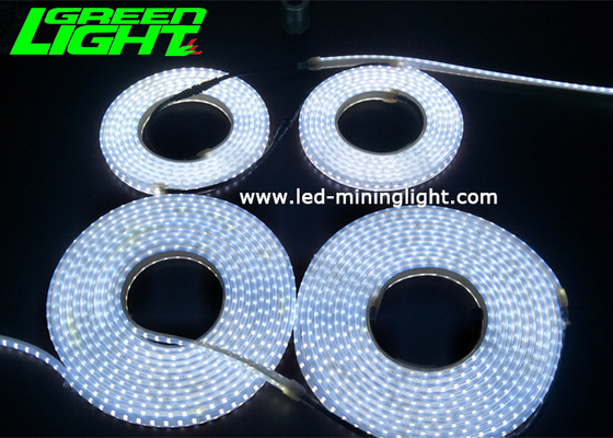 Ahorro de la energía impermeable flexible estándar IP68 de DC 24V de las luces de tira de la gama LED del silicio