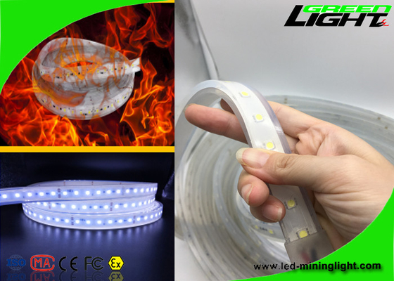Material blanco fresco llevado flexible impermeable de Sillicone del color de las luces de tira del Rgb SMD 5050