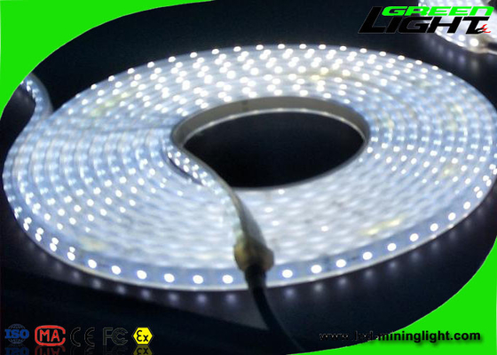 Instalación fácil flexible al aire libre del alto brillo del RGB 5050 de las luces de tira del LED
