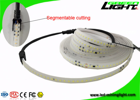 El pegamento flexible explosivo anti llevó las luces de tira que minaban los productos 5500k-6000k de la seguridad