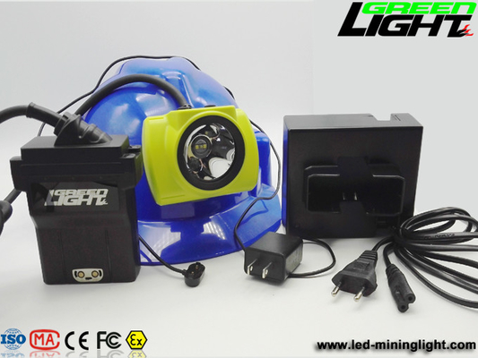 Faro recargable impermeable 25000lux del Cree 13600mAh IP68