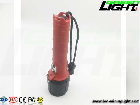 Luz recargable 10W IP68 de la antorcha del cargador USB 3000lux 750mA