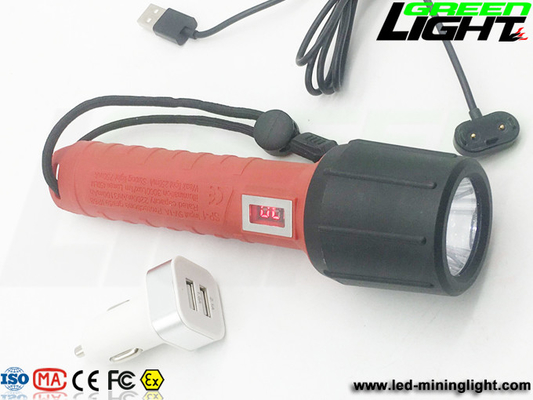 Luz recargable 10W IP68 de la antorcha del cargador USB 3000lux 750mA