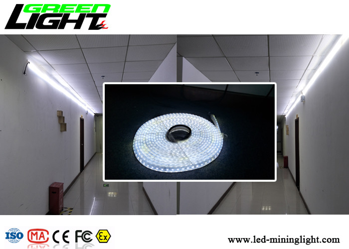 La cinta llevada blanca caliente de la tira enciende 60 LED SMD5050 para la iluminación peligrosa/segura del área