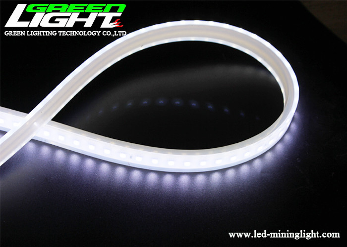 Color flexible de las luces de tira de 80CRI 65VAC LED solo 1100lum para la emergencia